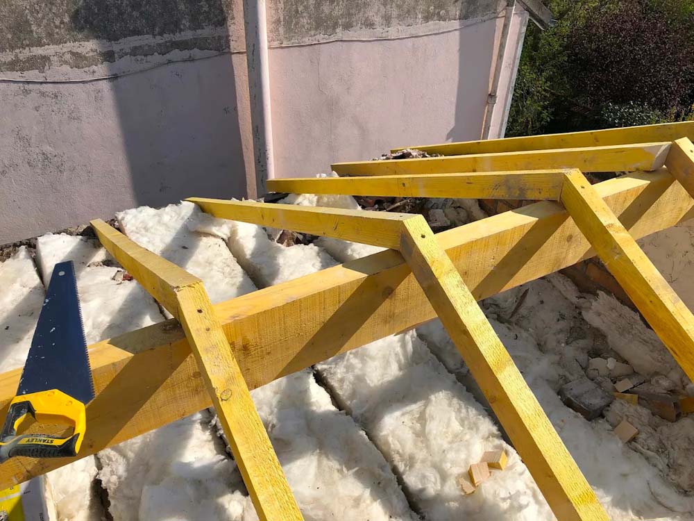 Étanchéité de toit plat EPDM et isolation sarking de toiture à Toulouse